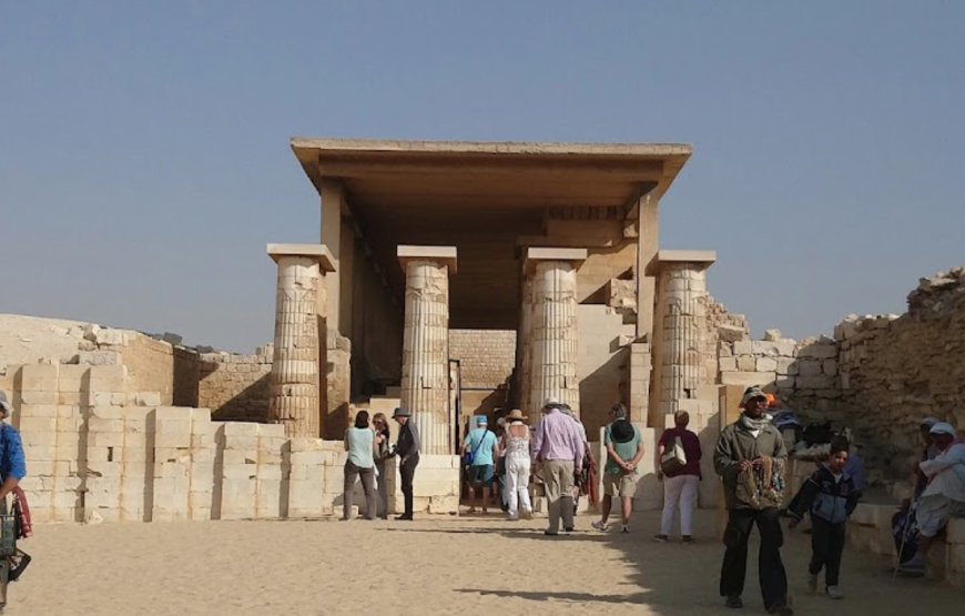 Giza Pyramids, Sphinx, Sakkara & Dahshur Private Tour