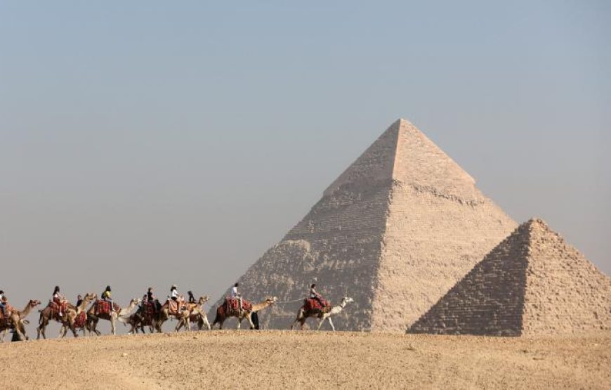 Giza Pyramids, Sphinx, Sakkara & Dahshur Private Tour