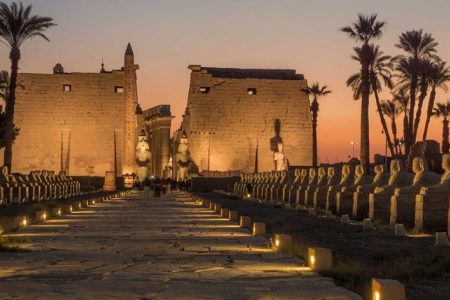 Luxor Private Full-Day Tour: Discover the East and West Banks of the Nile