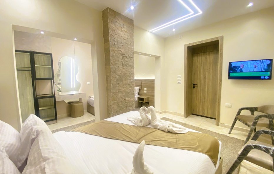 deluxe family suite room